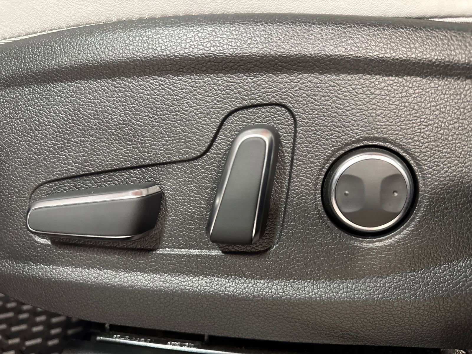 Used 2023 Hyundai Palisade SEL image 26