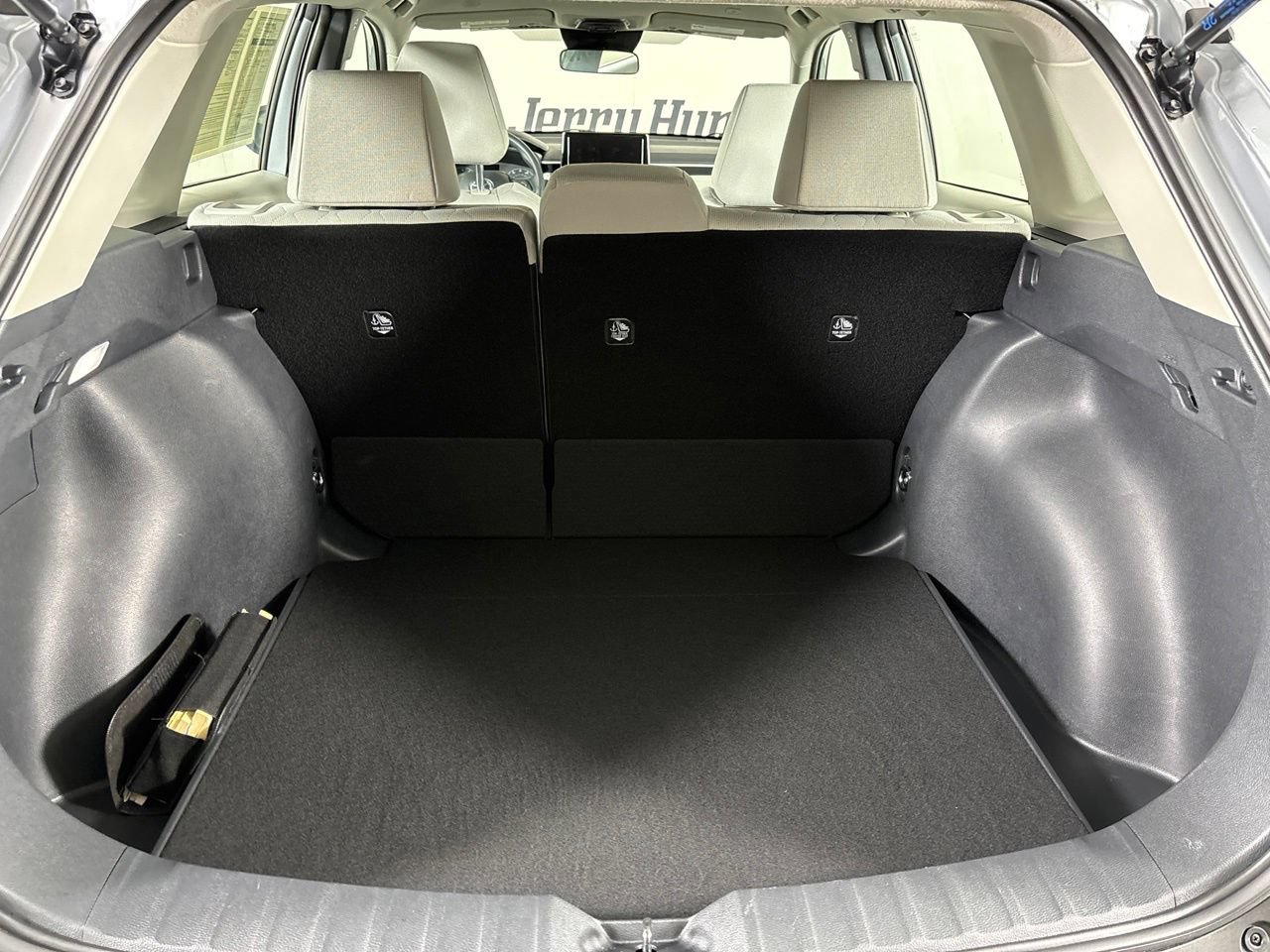 Used 2025 Toyota Corolla Cross L FWD image 26