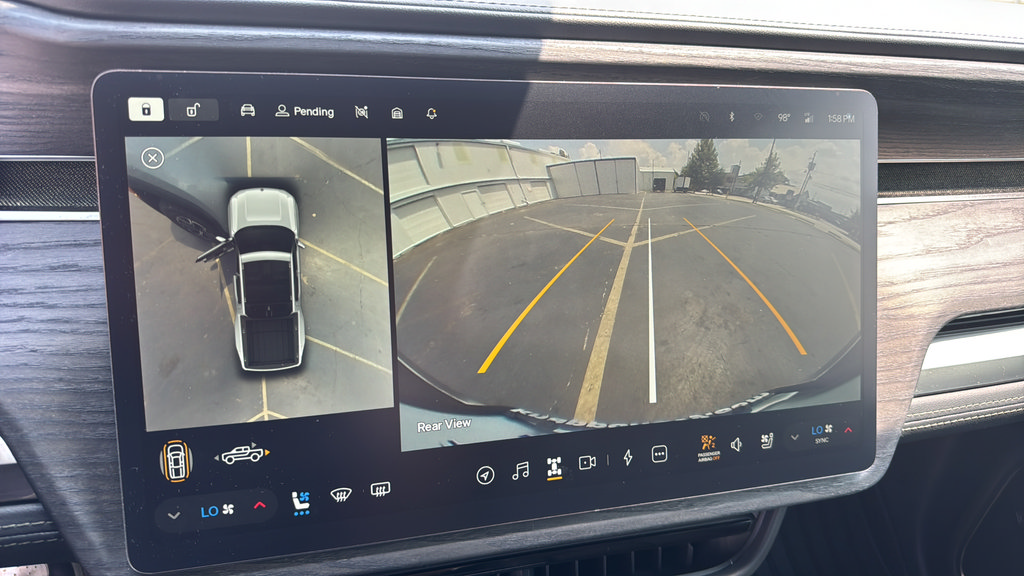 Used 2023 Rivian R1T Launch Edition AWD/4WD image 12