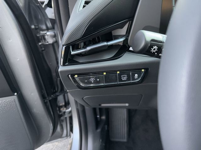 New 2026 Kia Niro LX image 13