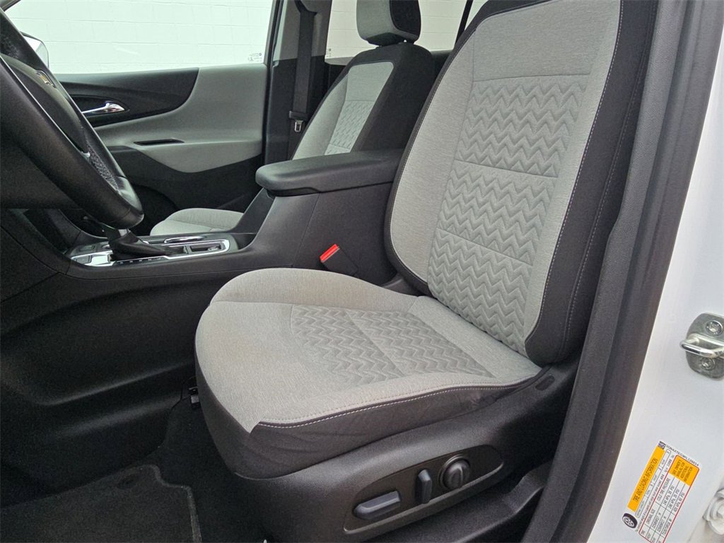 Used 2023 Chevrolet Equinox LT w/ Driver Convenience Package image 20