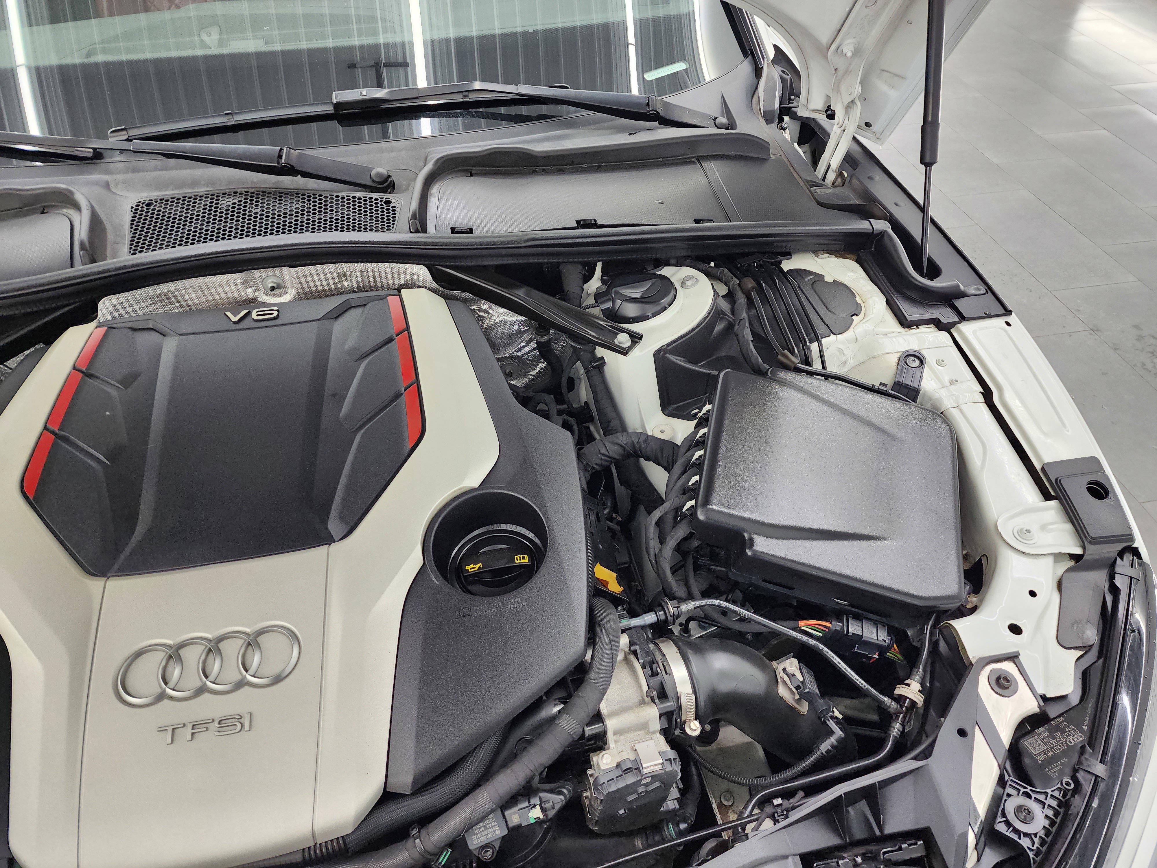 Used 2018 Audi S5 Premium Plus w/ Navigation Package image 17