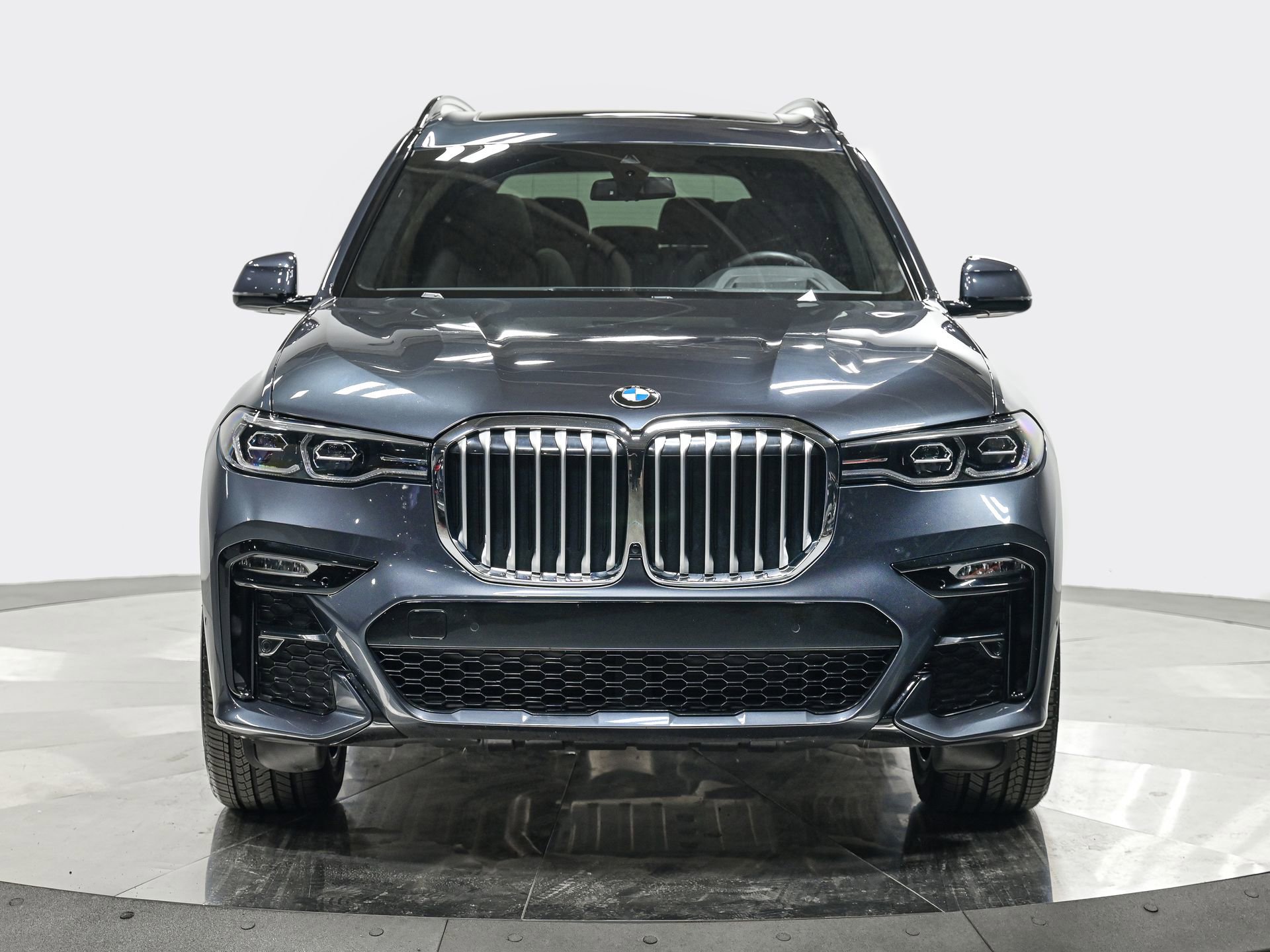 Used 2022 BMW X7 xDrive40i w/ M Sport Package image 10