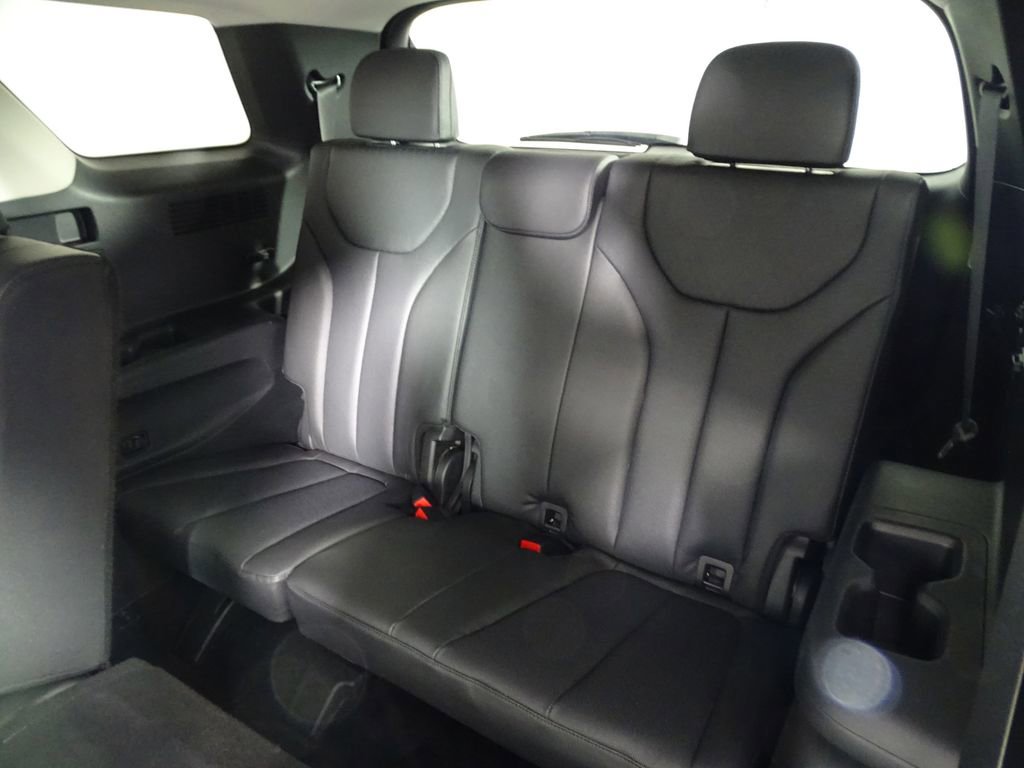 Used 2022 Hyundai Palisade SEL w/ 8P Bench Seat Package image 16