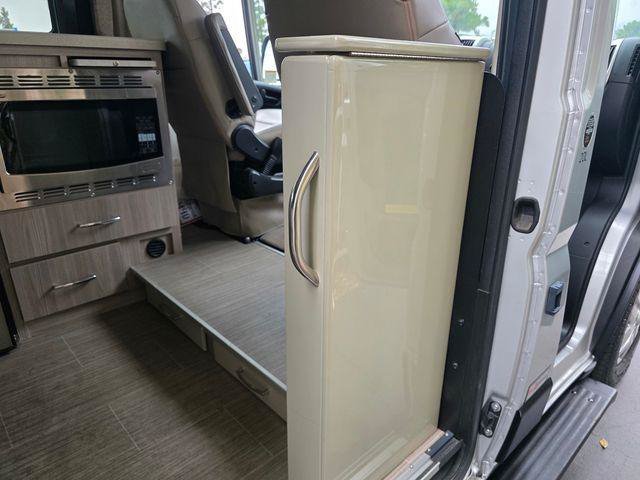 Used 2021 RAM ProMaster 3500 w/ Convenience Group FWD image 64