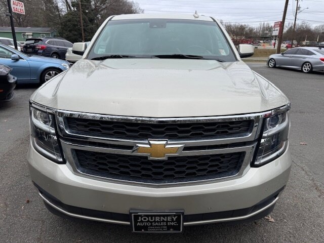 Used 2016 Chevrolet Suburban LT RWD image 8