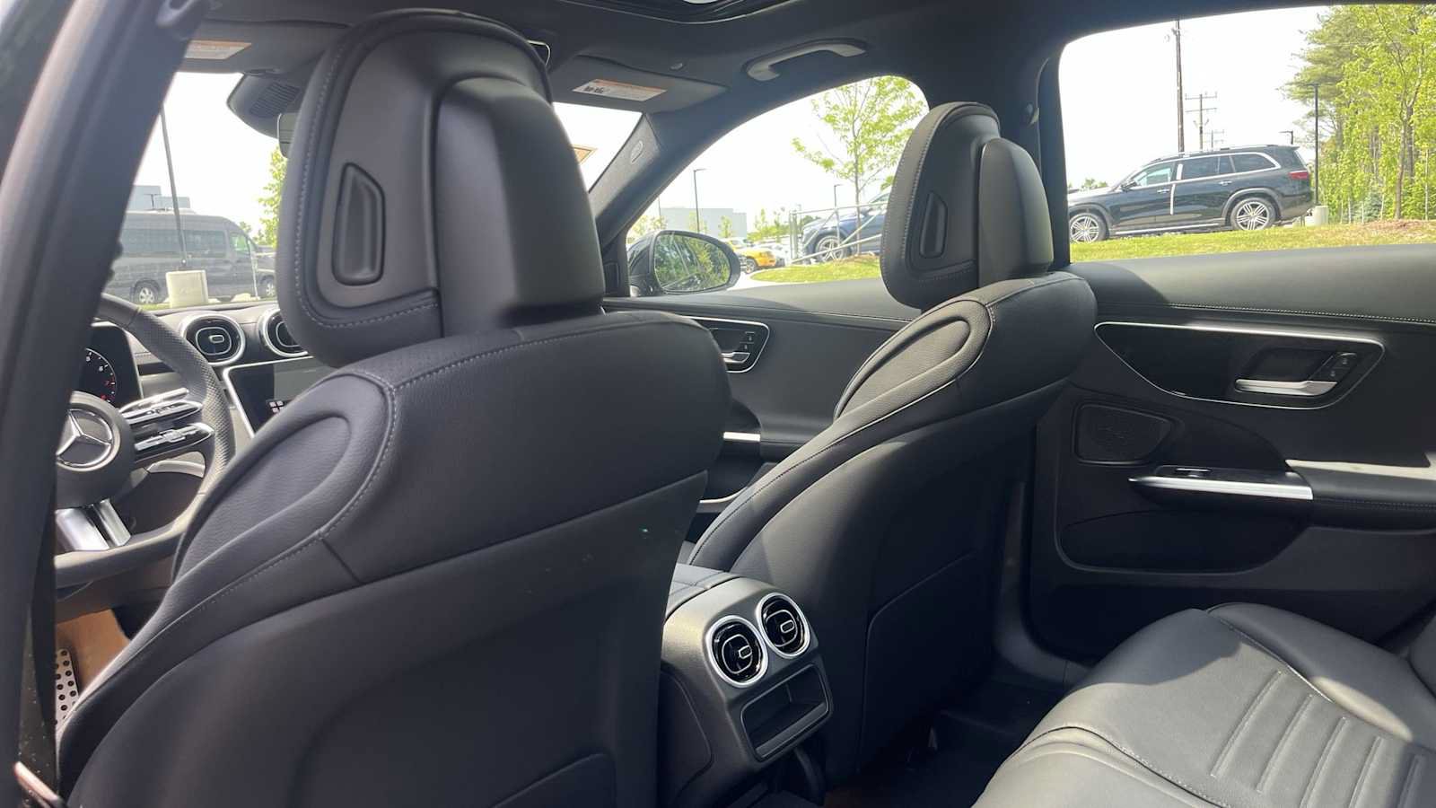 New 2026 Mercedes-Benz C 300 4MATIC Sedan image 27