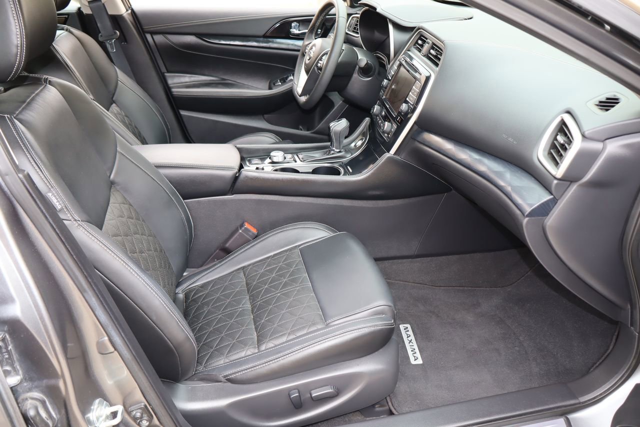 Used 2022 Nissan Maxima Platinum w/ Sport Mat Group FWD image 17