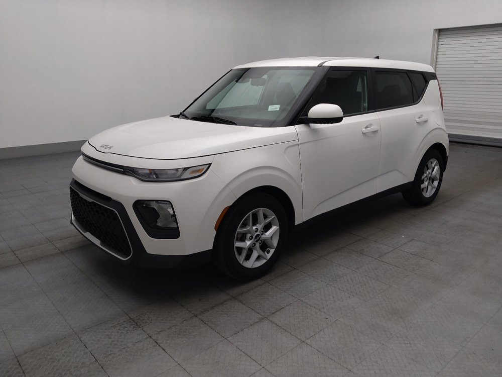 Used 2022 Kia Soul LX w/ Technology Package FWD image 2