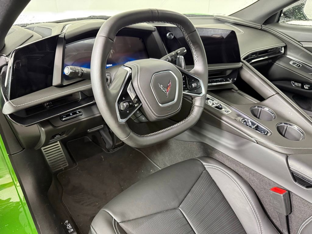 Used 2026 Chevrolet Corvette Stingray Preferred Cpe w/ Z51 Performance Package RWD image 13