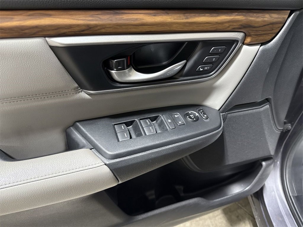 Used 2019 Honda CR-V Touring image 22