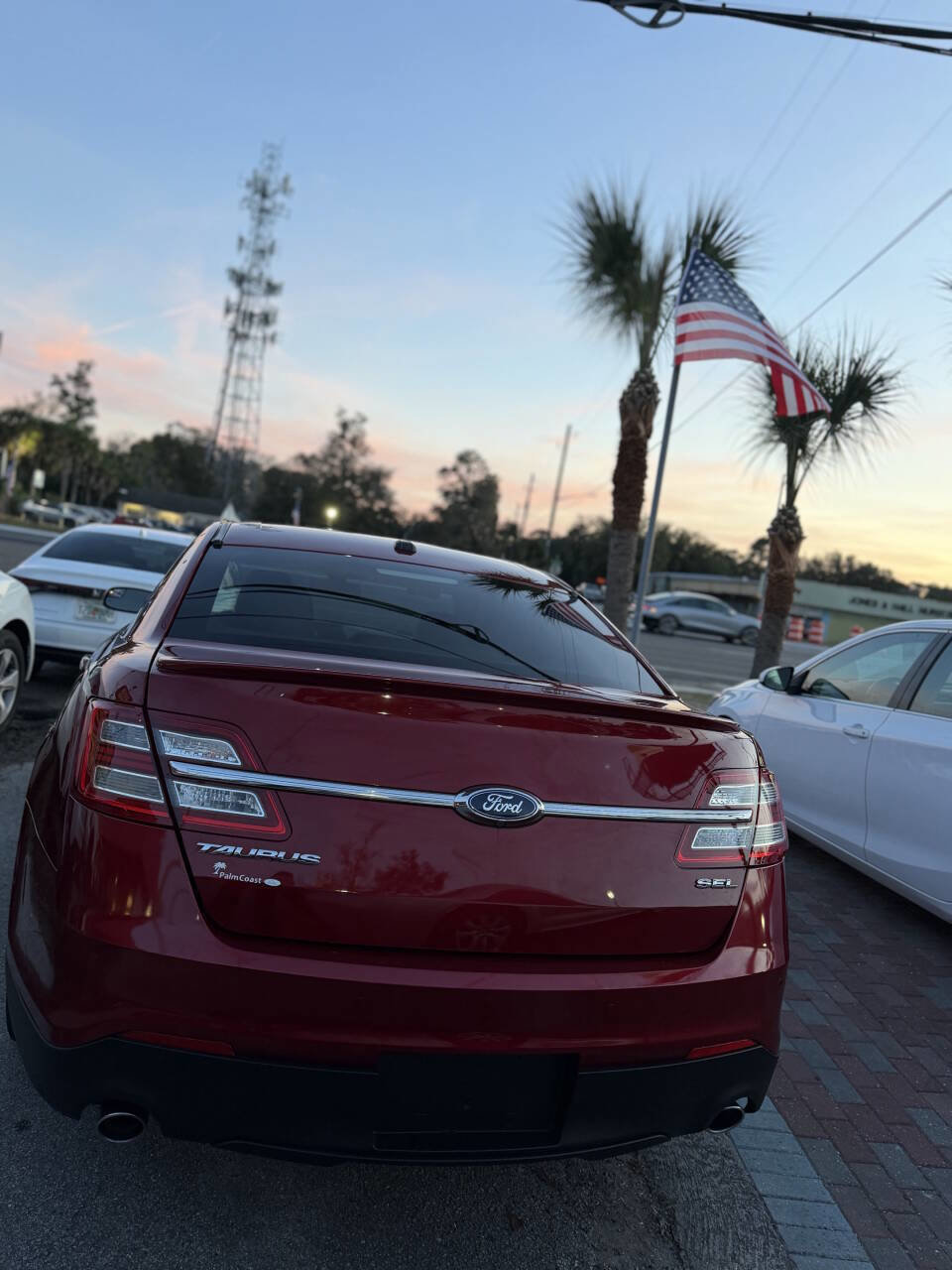 Used 2016 Ford Taurus SEL w/ Equipment Group 201A image 5