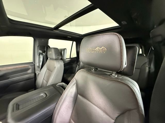 Used 2023 Chevrolet Tahoe High Country w/ Advanced Technology Package image 14