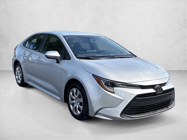 Used 2026 Toyota Corolla LE FWD image 3