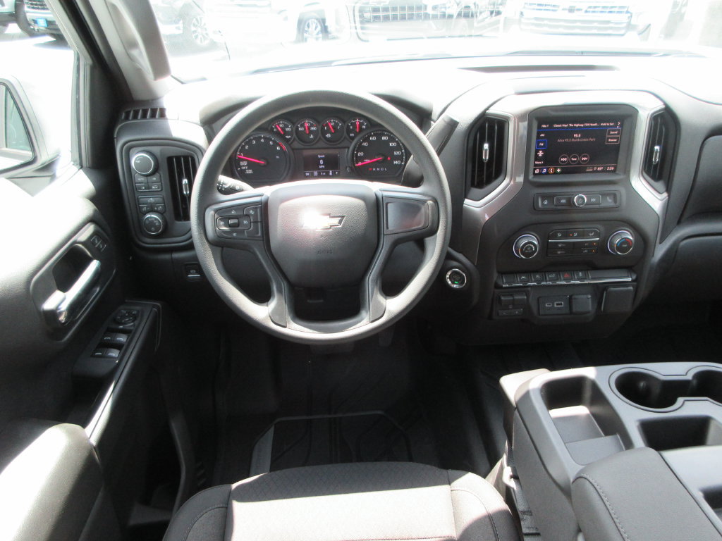 New 2026 Chevrolet Silverado 1500 Custom w/ Turbomax Blackout Package AWD/4WD image 16