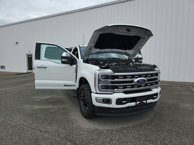 Used 2024 Ford F250 Platinum w/ FX4 Off-Road Package image 29