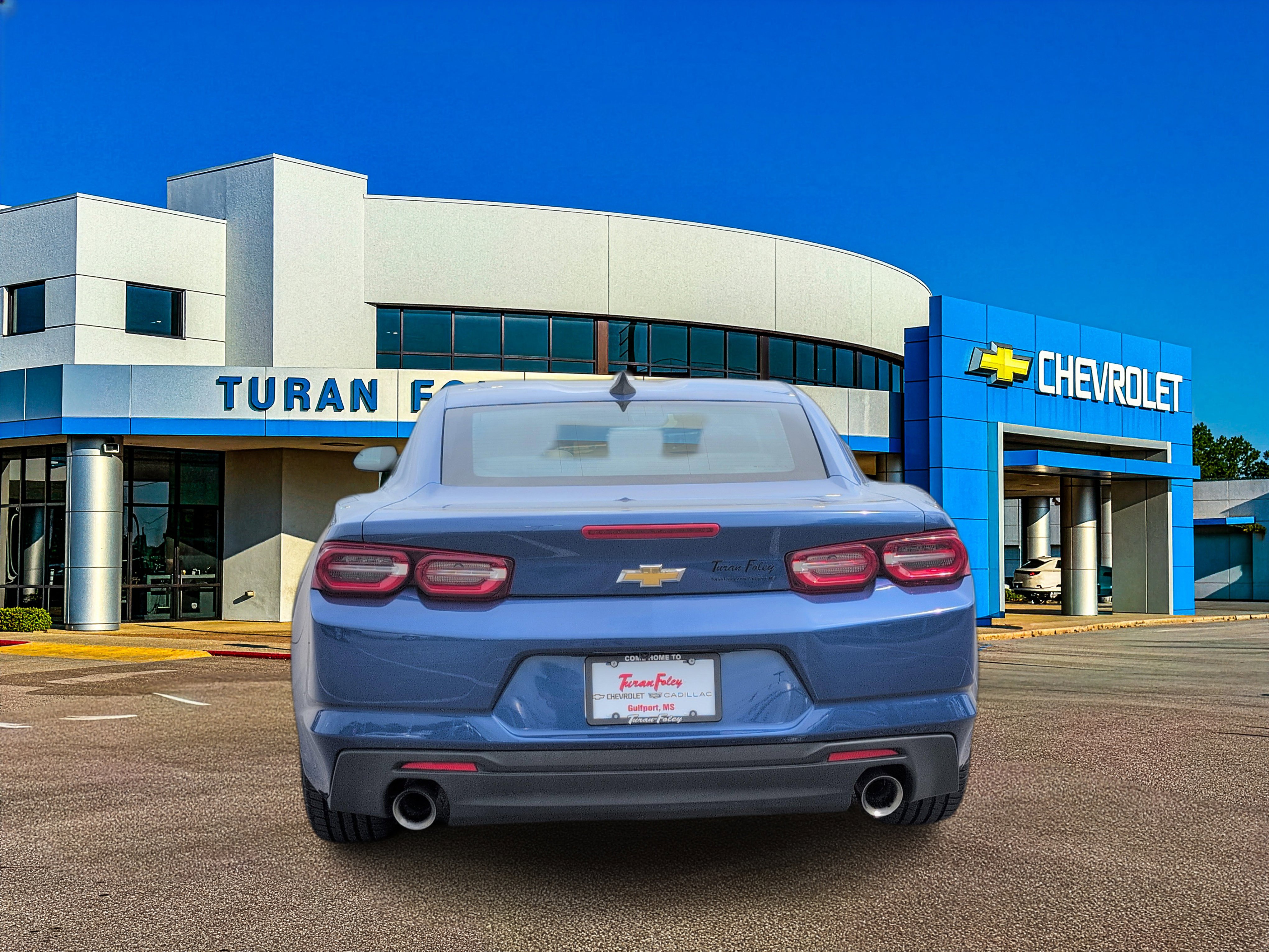 Used 2020 Chevrolet Camaro LT RWD image 4