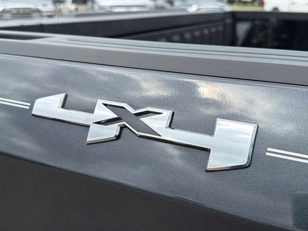 Used 2024 GMC Sierra 1500 SLT image 11