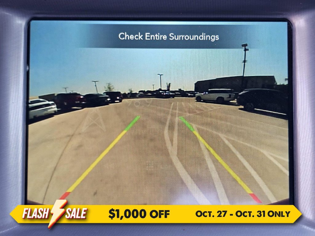 Used 2023 Dodge Charger SXT w/ Blacktop Package AWD/4WD image 27