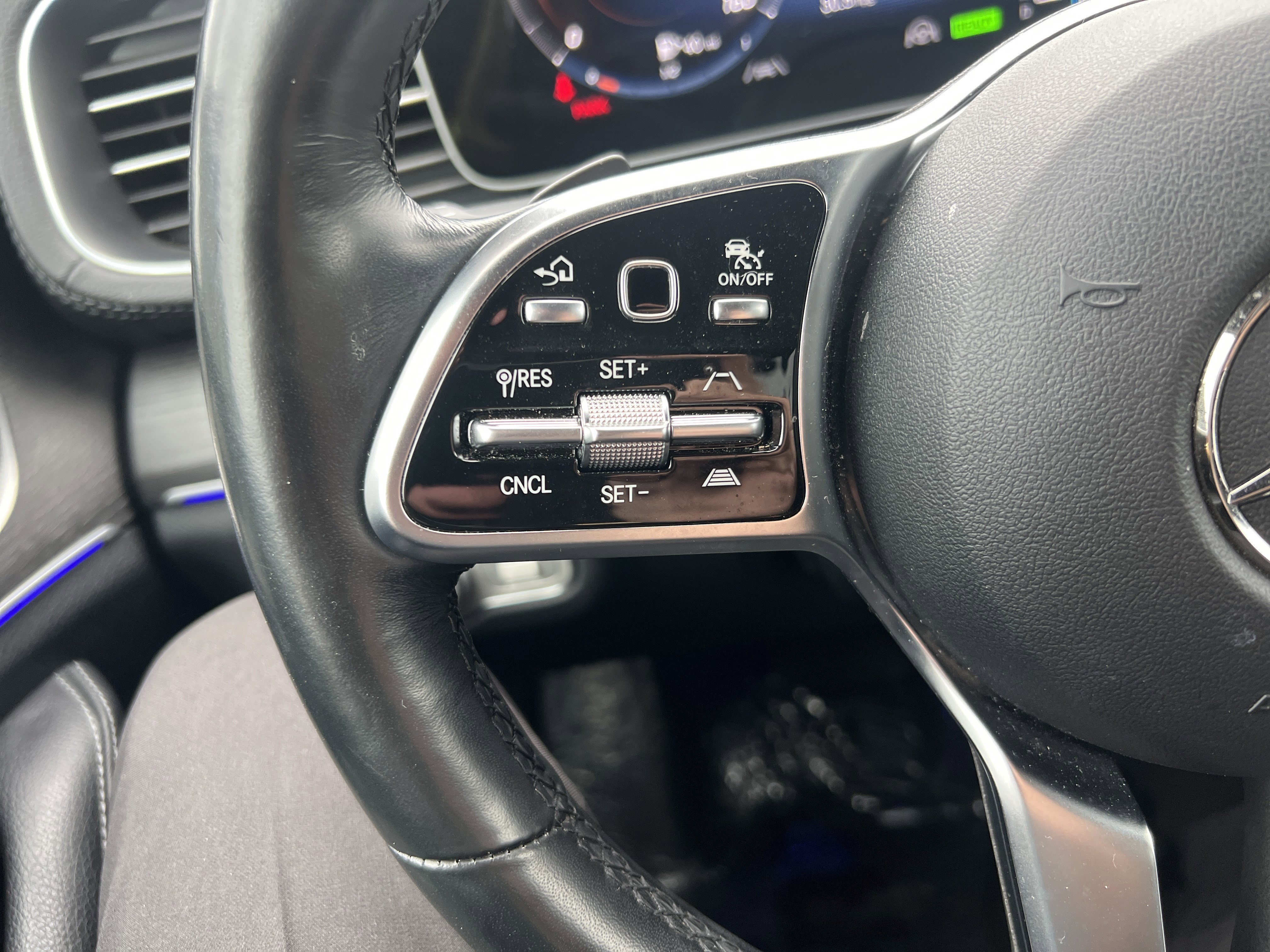 Used 2023 Mercedes-Benz GLS 450 450 image 19