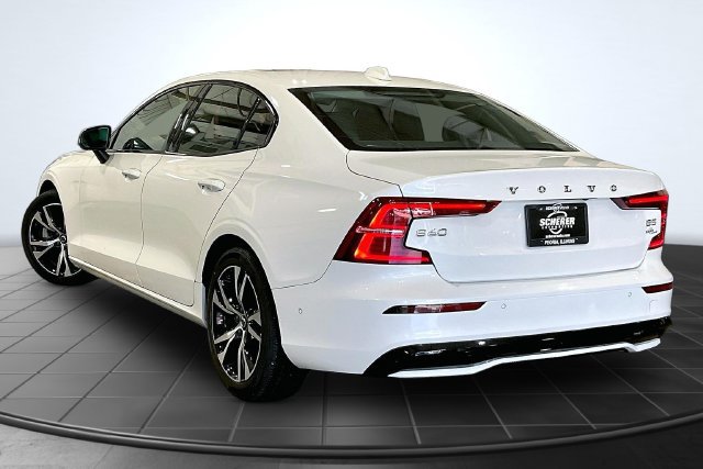 Used 2024 Volvo S60 B5 Plus FWD image 15