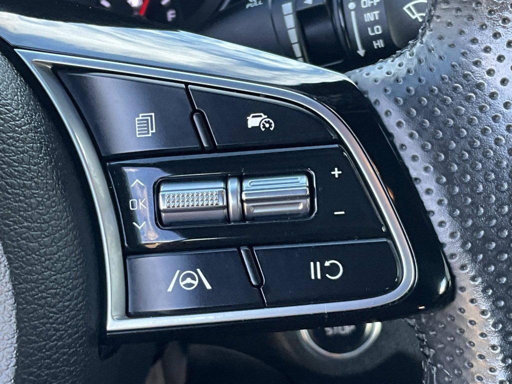 Used 2023 Kia Forte GT-Line image 17