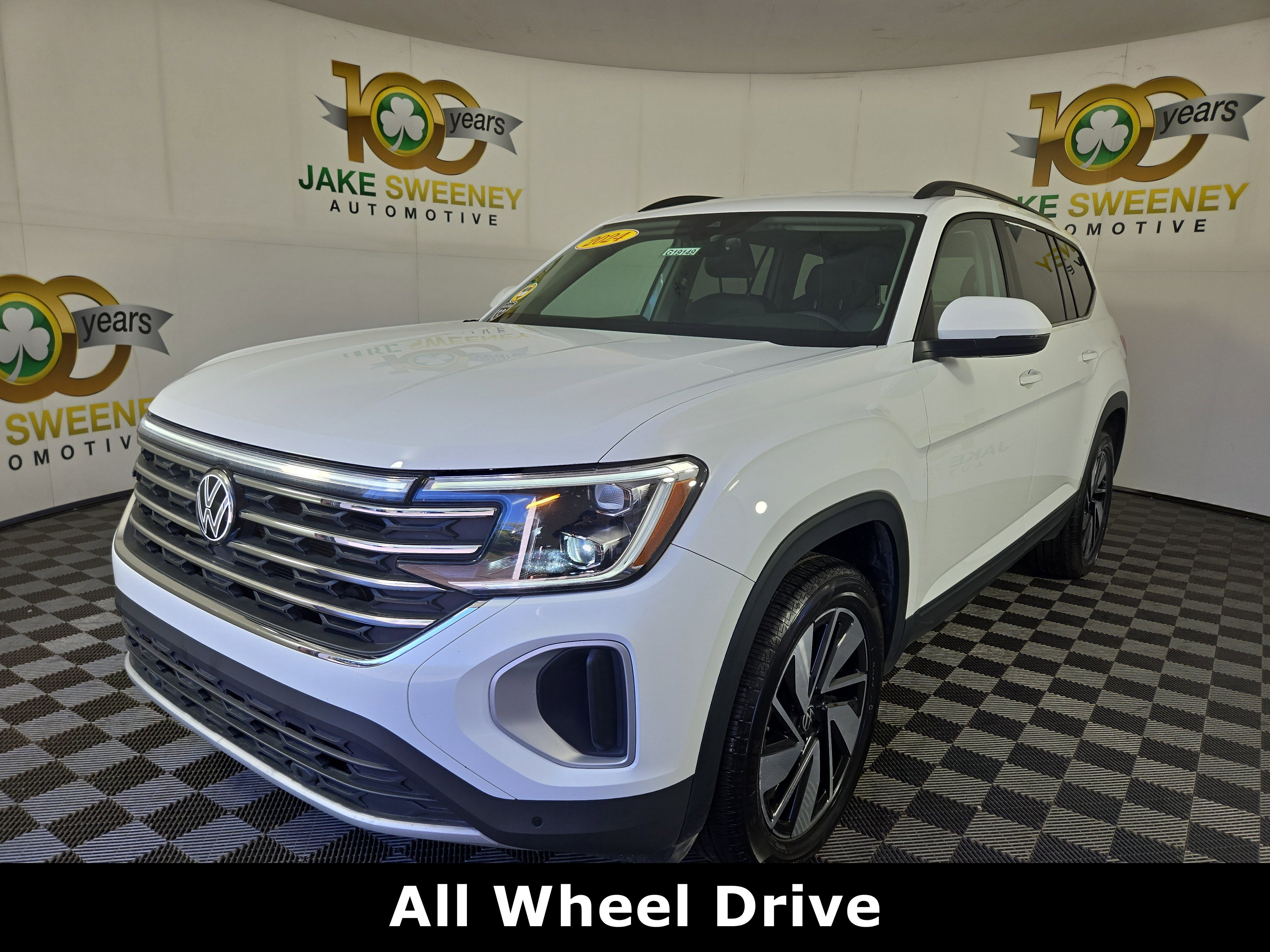 Used 2024 Volkswagen Atlas SE image 3