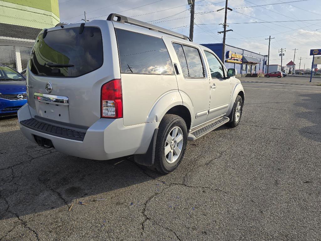 Used 2011 Nissan Pathfinder SV w/ Protection Pkg image 4