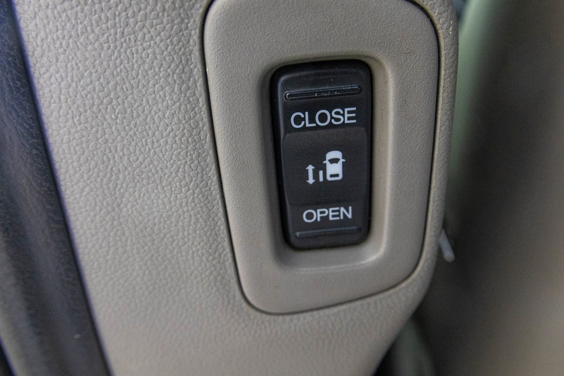 Used 2012 Honda Odyssey Touring image 41