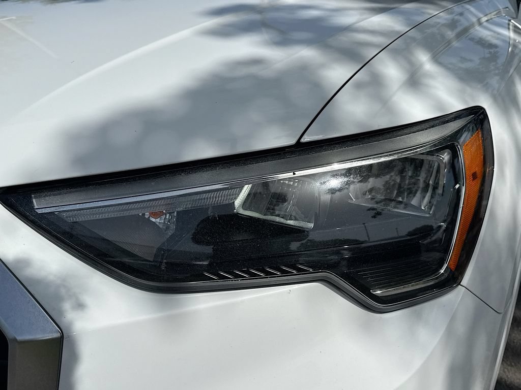 Used 2020 Audi Q3 2.0T Premium w/ Convenience Package AWD/4WD image 36