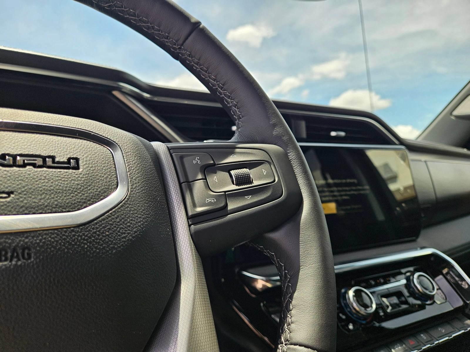 New 2026 GMC Sierra 1500 Denali AWD/4WD image 13