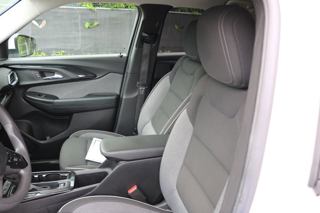 Used 2023 Chevrolet TrailBlazer LT image 12