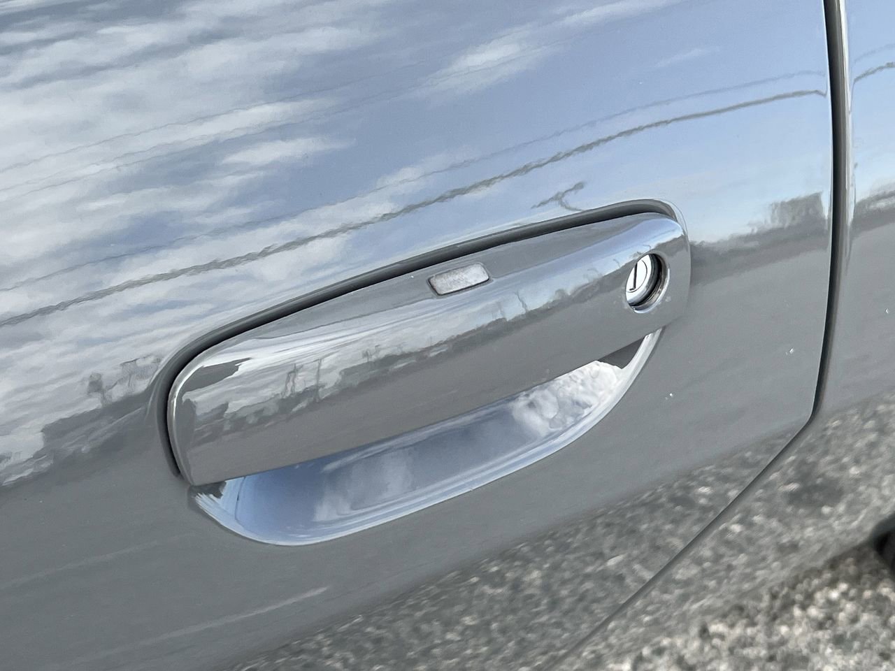 Used 2023 Dodge Challenger R/T w/ Blacktop Package image 34