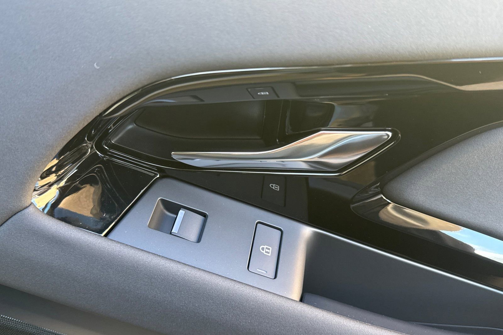 New 2026 Land Rover Range Rover Evoque Dynamic SE image 19