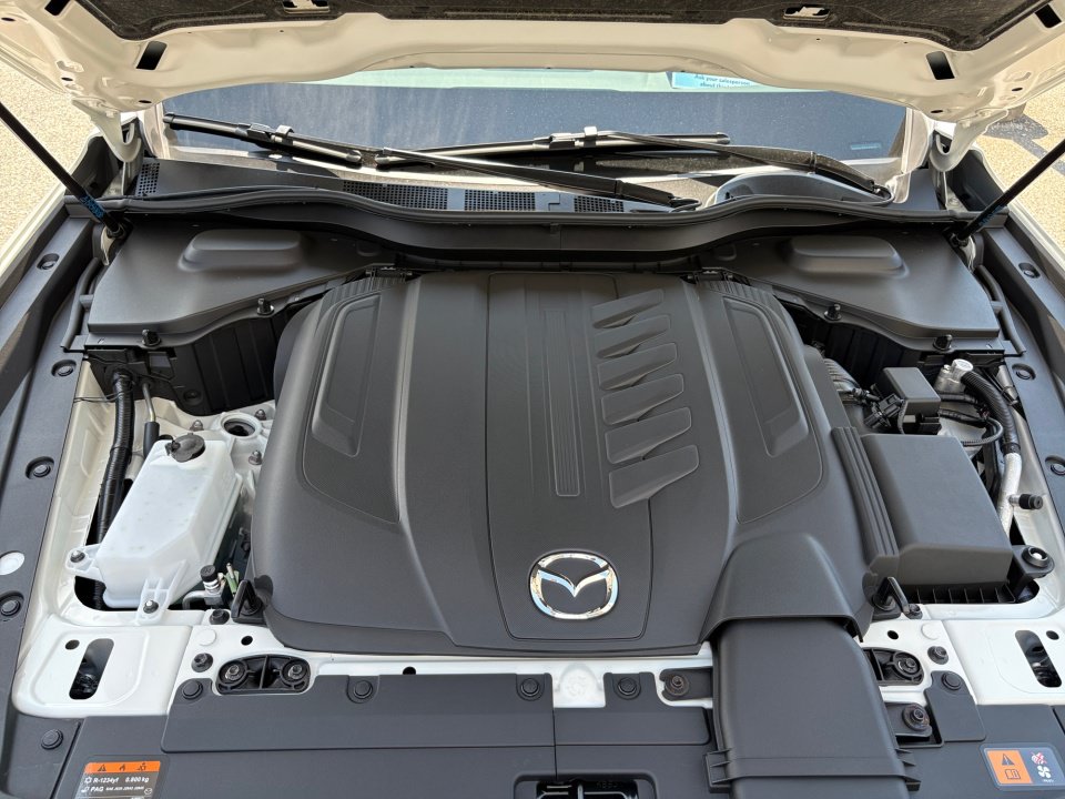 New 2026 MAZDA CX-90 3.3 Turbo w/ Premium Plus Pkg AWD/4WD image 16
