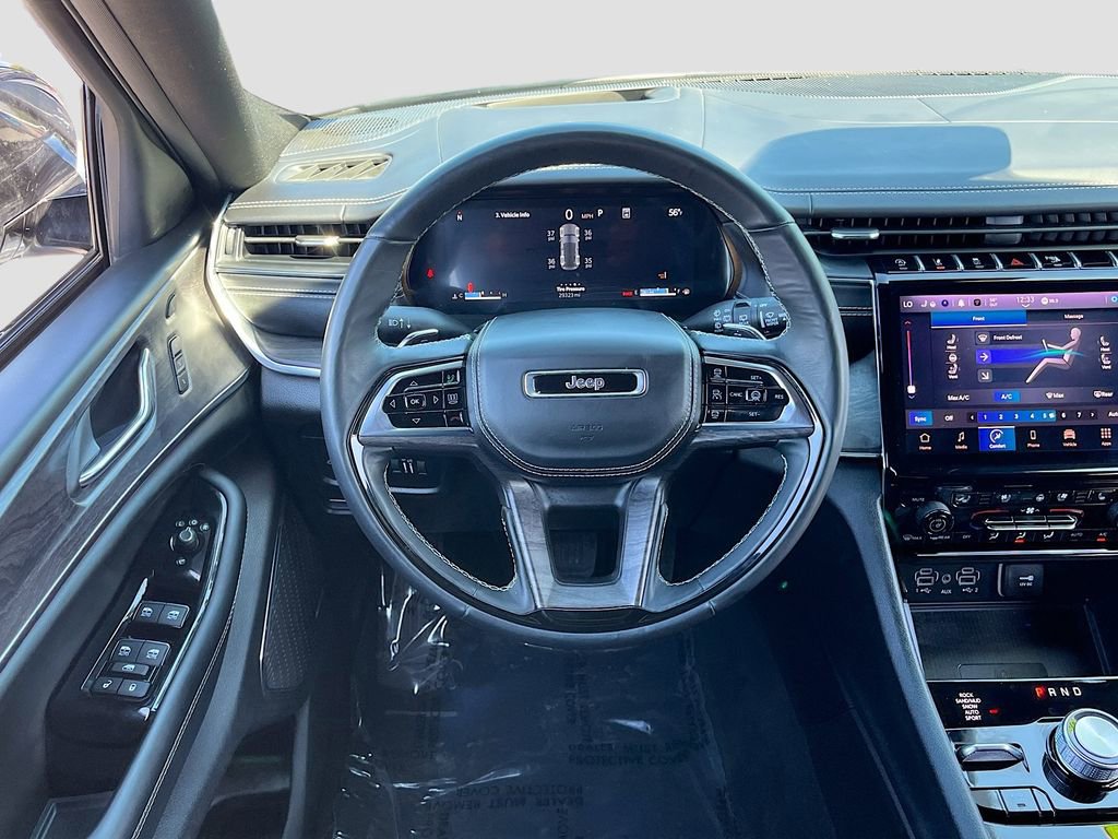 Certified 2025 Jeep Grand Cherokee Overland w/ Adv Protech Group III image 24