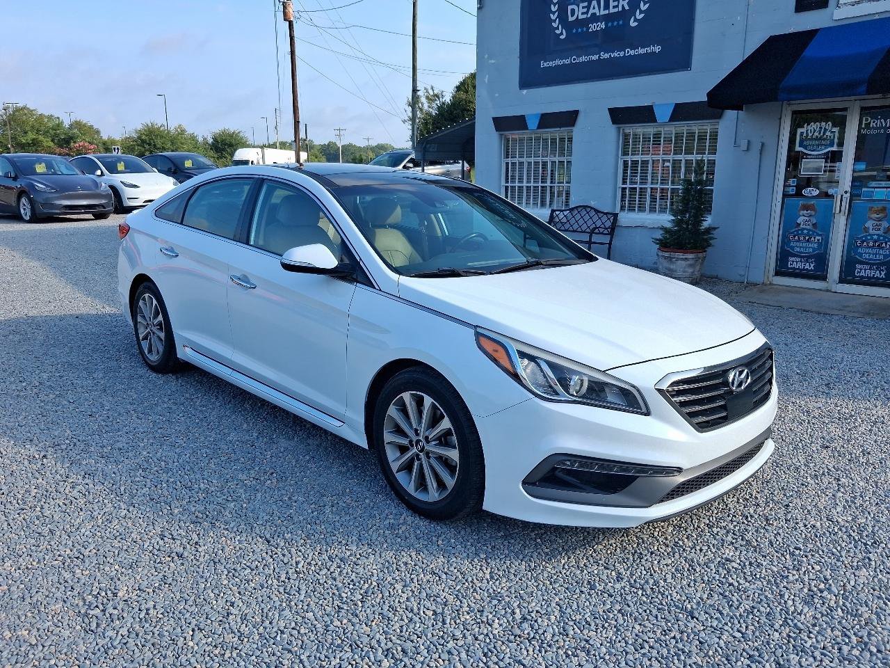 Used 2016 Hyundai Sonata Limited w/ Option Group 05 FWD image 7