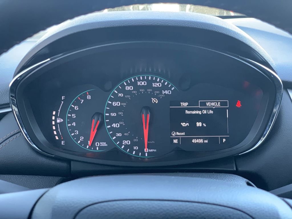 Certified 2022 Chevrolet Trax LT w/ LT Convenience Package image 8