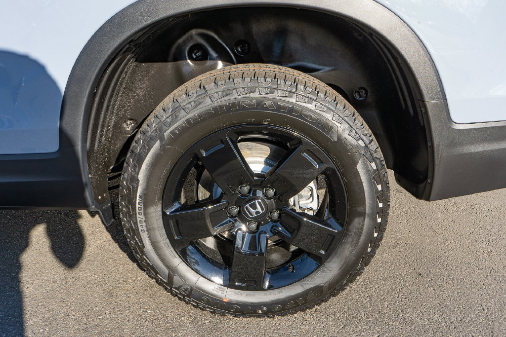 New 2026 Honda Ridgeline Black Edition image 11