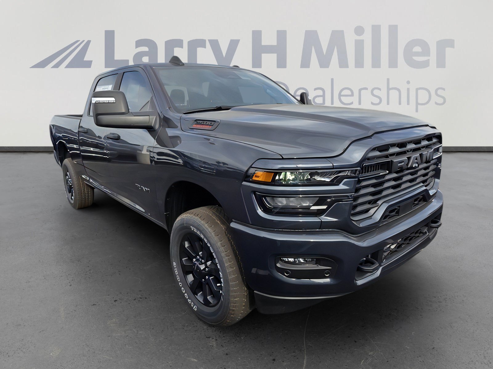 New 2026 RAM 2500 Big Horn AWD/4WD image 7