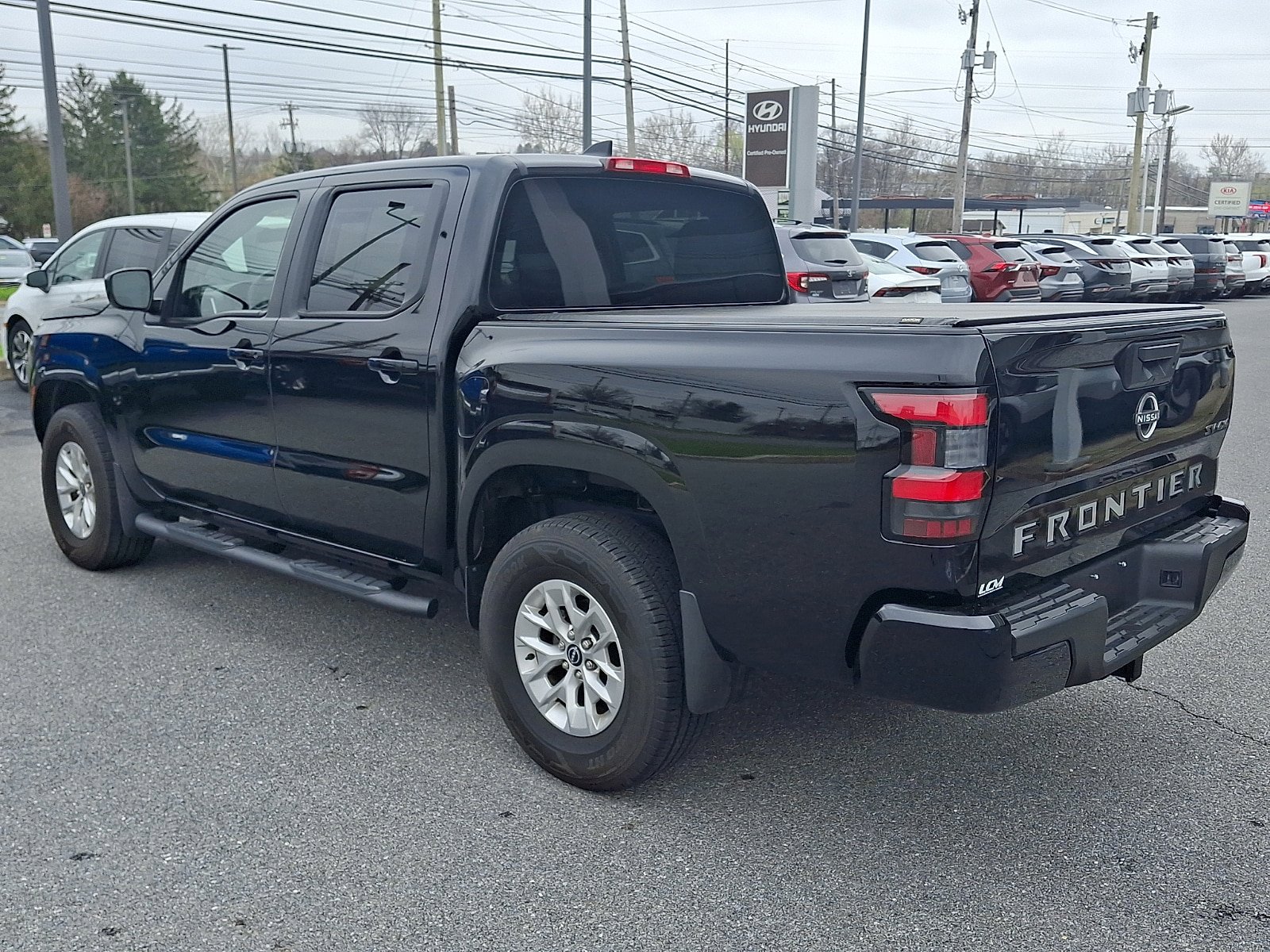 Used 2024 Nissan Frontier SV w/ Tow Package image 7