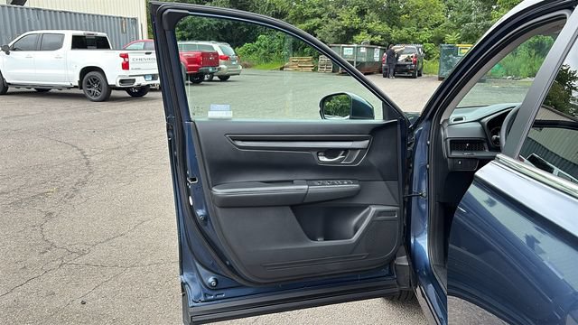 Used 2024 Honda CR-V EX image 8