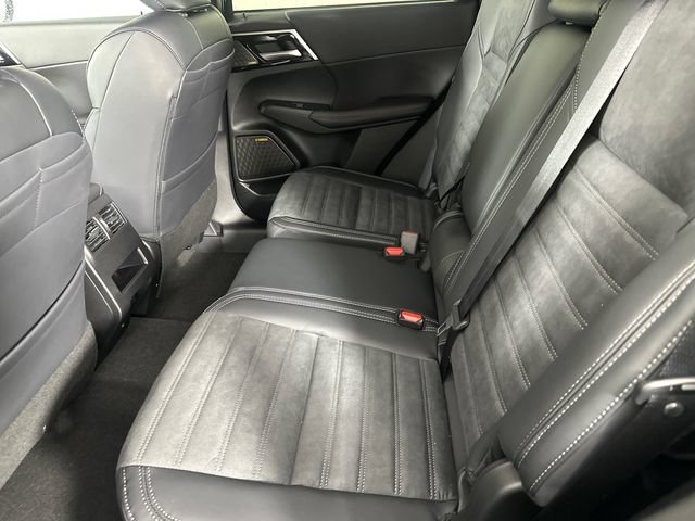 New 2026 Mitsubishi Outlander SE FWD image 18