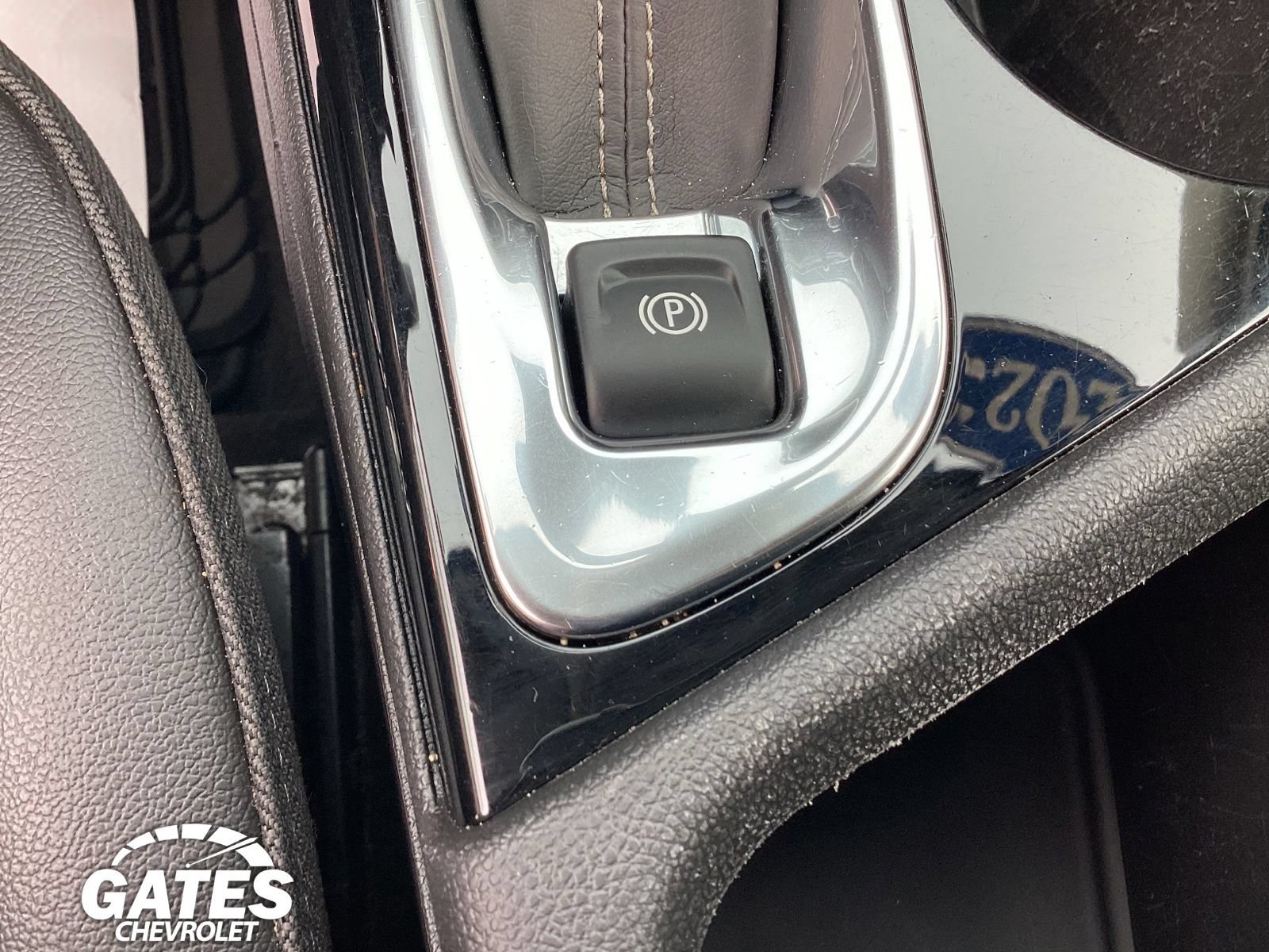 Used 2023 Buick Encore GX Preferred w/ Cold Weather Comfort Package AWD/4WD image 28