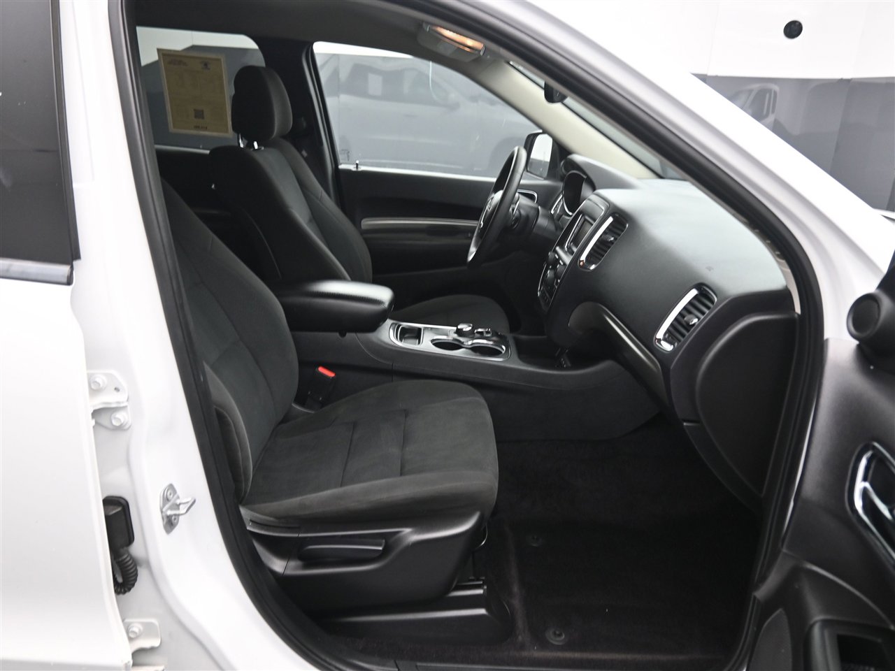 Used 2017 Dodge Durango SXT w/ 3rd Row Seating Group image 9