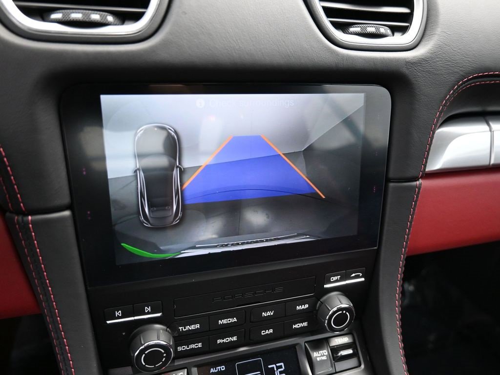 Used 2025 Porsche 718 Cayman image 24