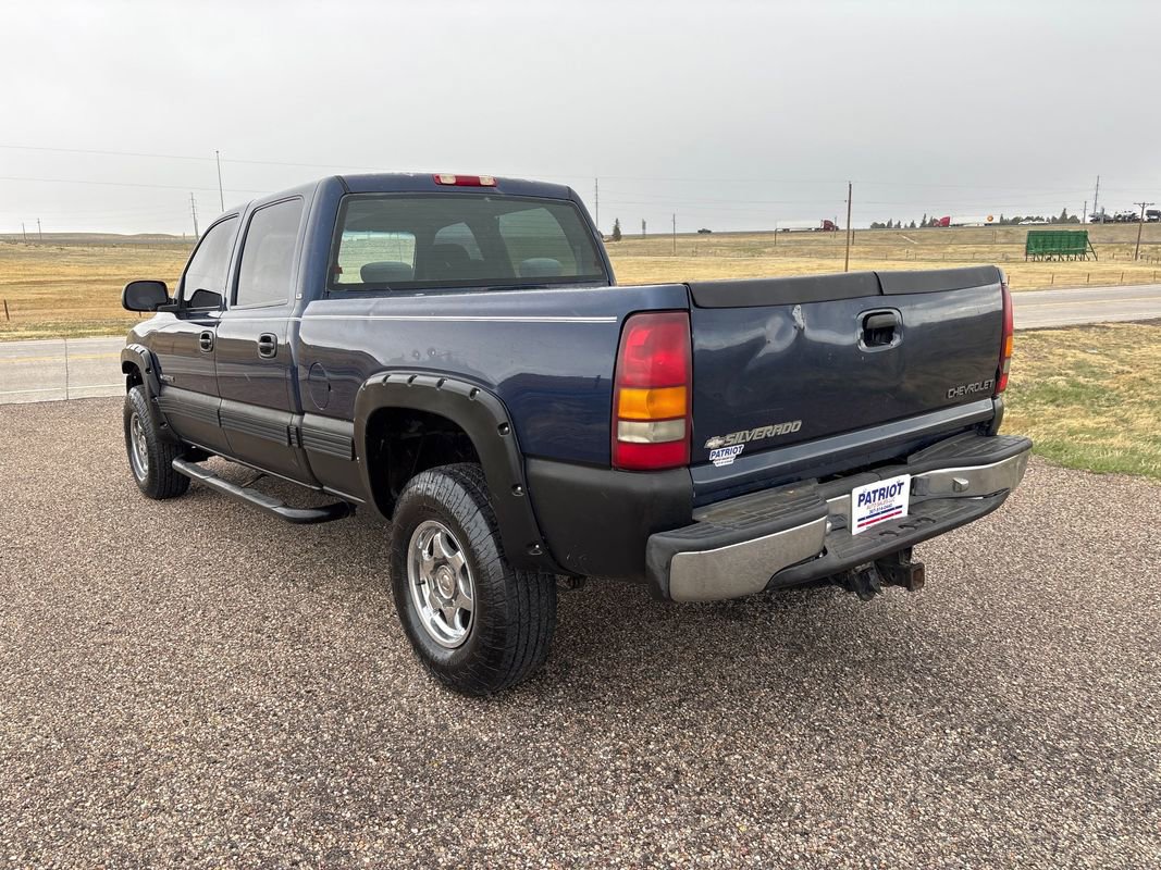 Used 2001 Chevrolet Silverado 2500 LS image 3