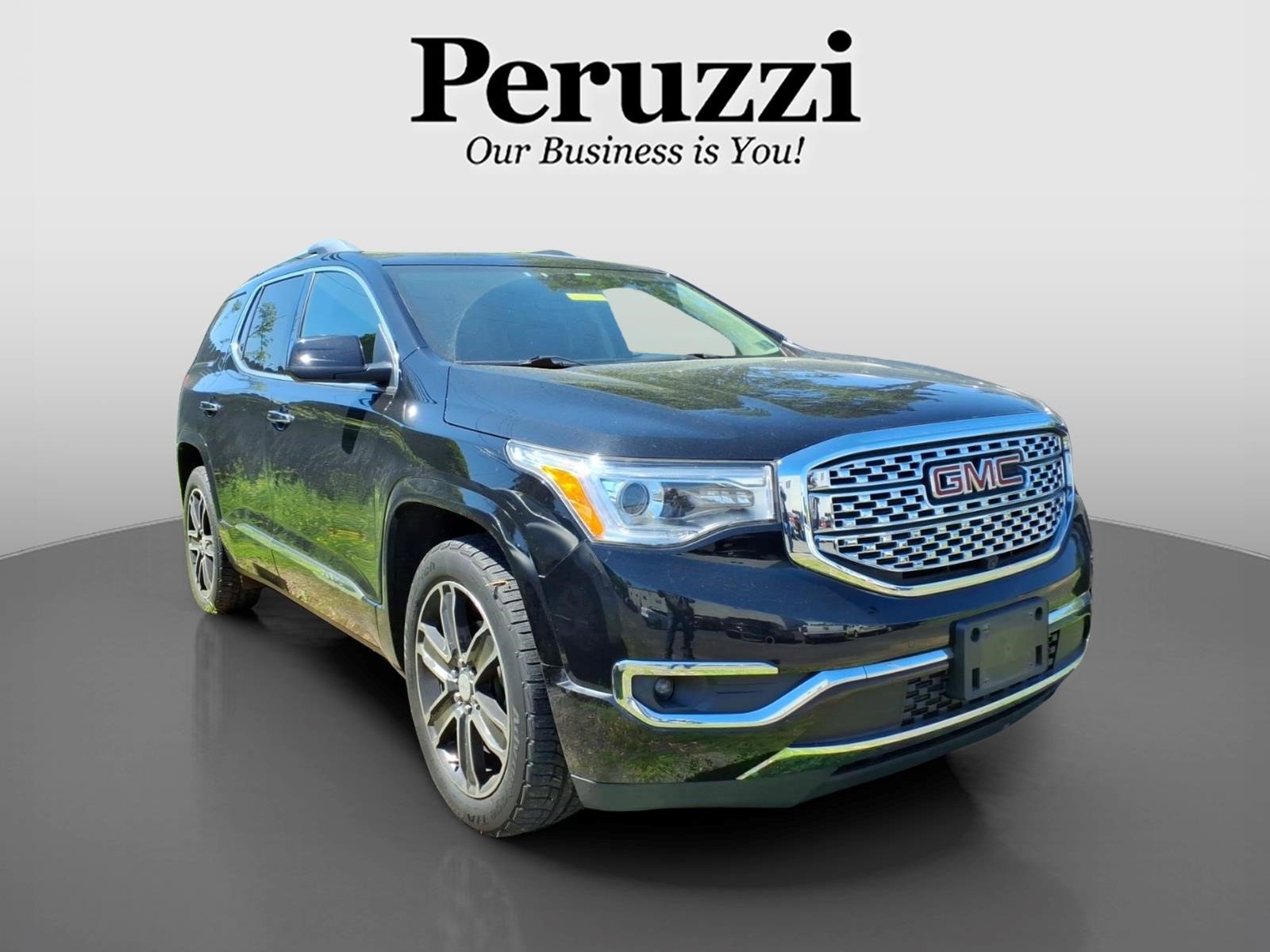 Used 2017 GMC Acadia Denali w/ Technology Package