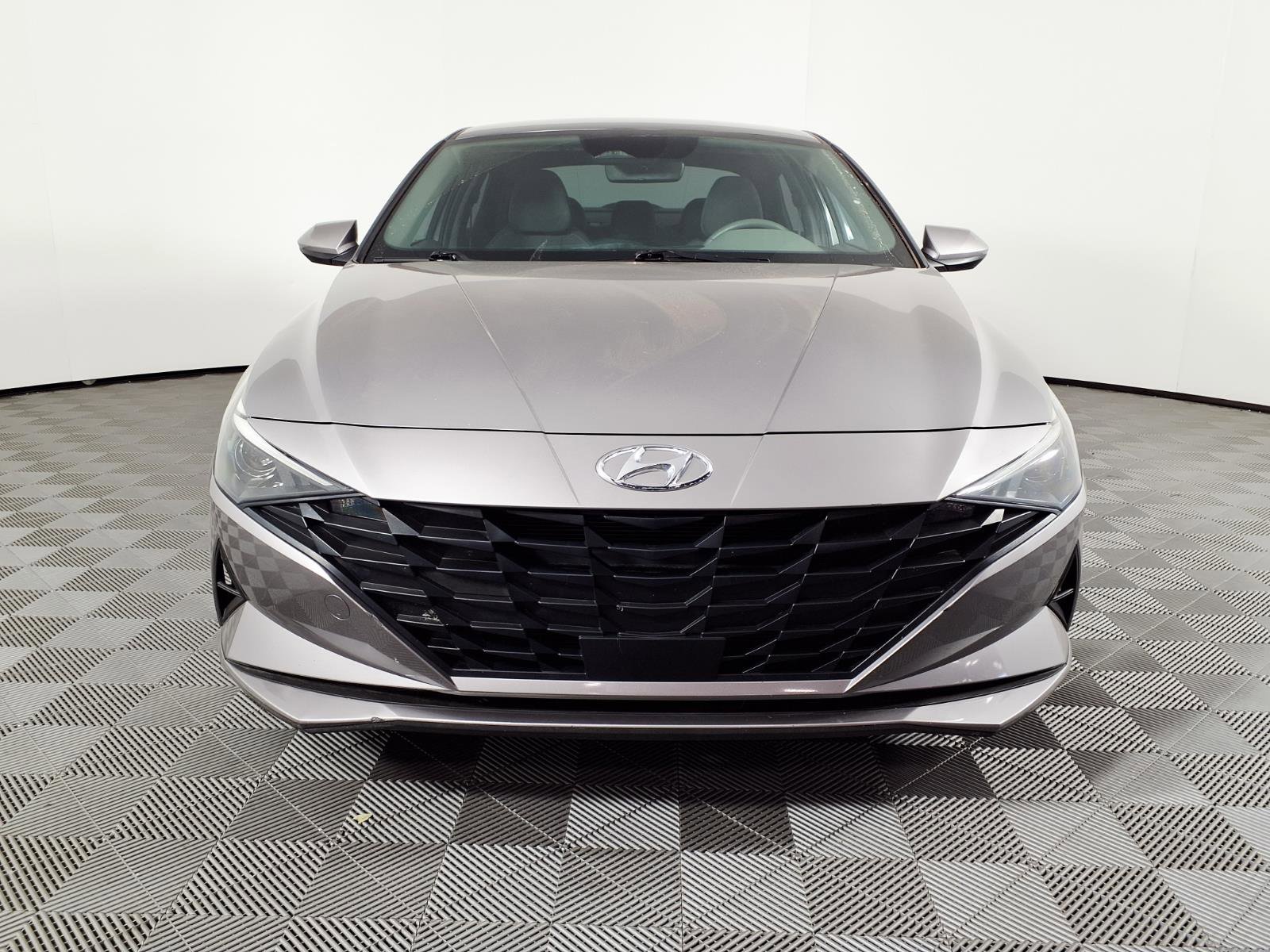 Certified 2023 Hyundai Elantra SEL w/ Convenience Package FWD image 2