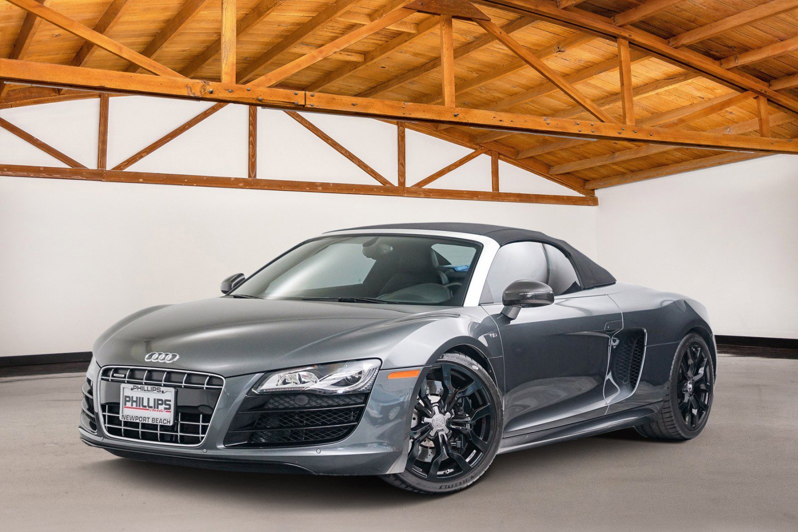 Used 2012 Audi R8 V10 AWD/4WD image 2